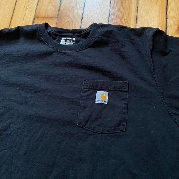 Black Carhartt Utility Pocket T-Shirt Size XL Broken-In - Picture 2 of 4